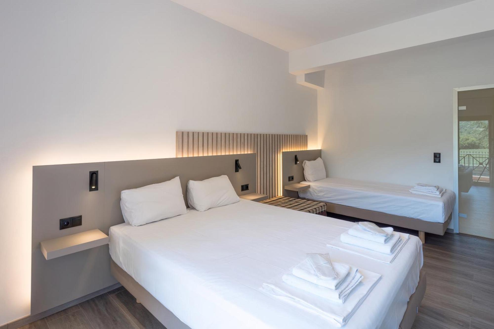 Ángistron Hotel Agistro المظهر الخارجي الصورة