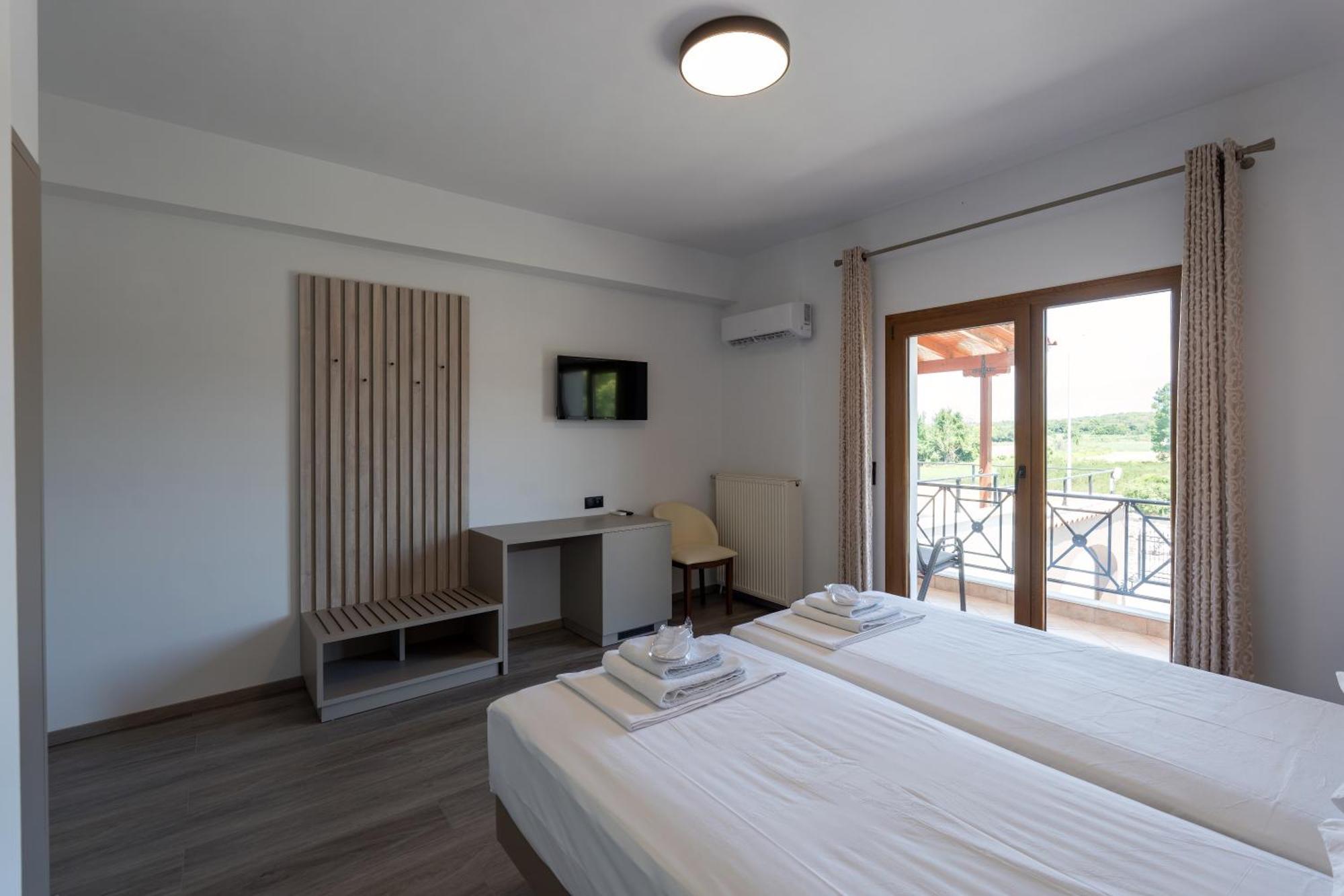 Ángistron Hotel Agistro المظهر الخارجي الصورة